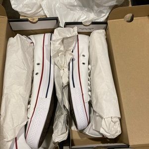 Converse Chuck Taylor’s White Low Size 13 Men